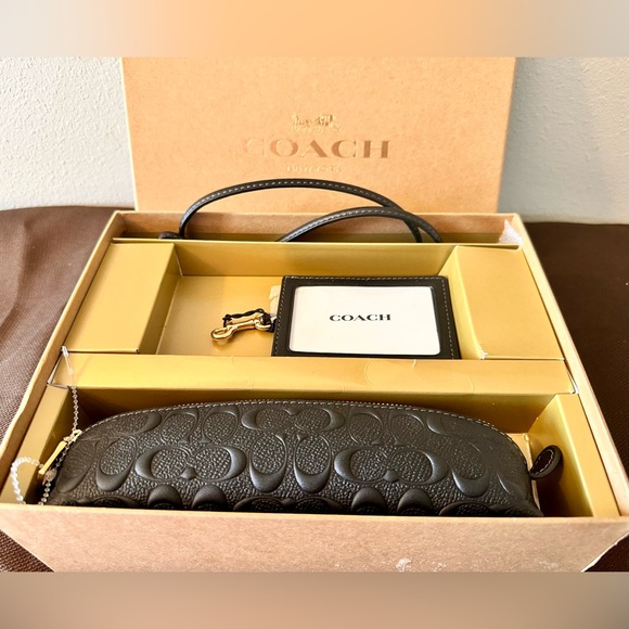 NWT COACH CF467 Boxed Pencil Case ID Lanyard Set in Signature Leather - Picture 1 of 8